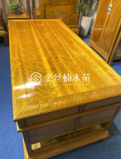 金丝楠木做家具好不好和风水作用(图1)
